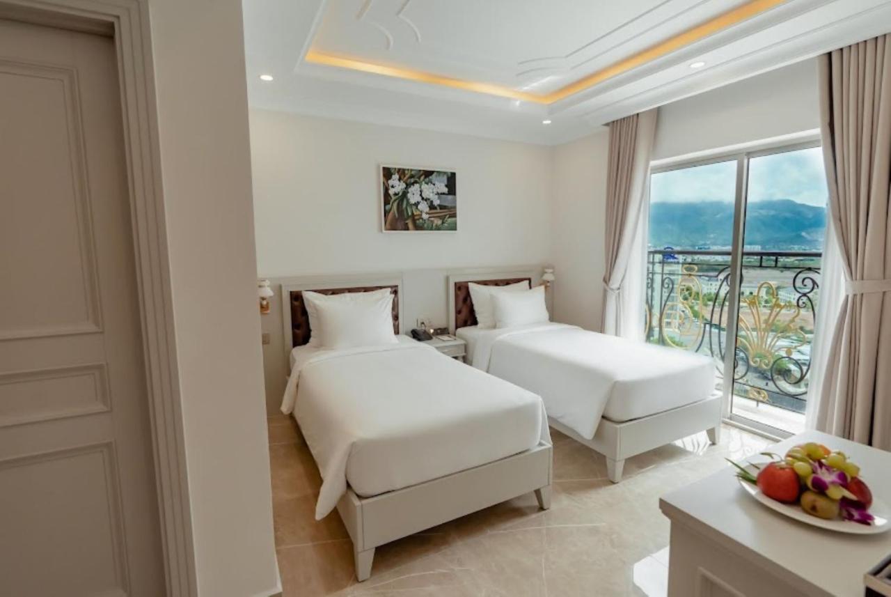 Merperle Beach Hotel Nha Trang Exterior foto